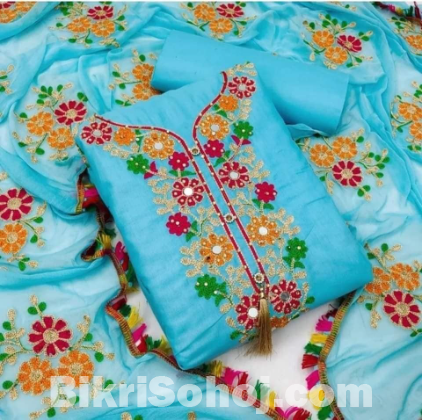 কাশ্মীরী আড়ি এম্ব্রডারী থ্রি-পিচ।